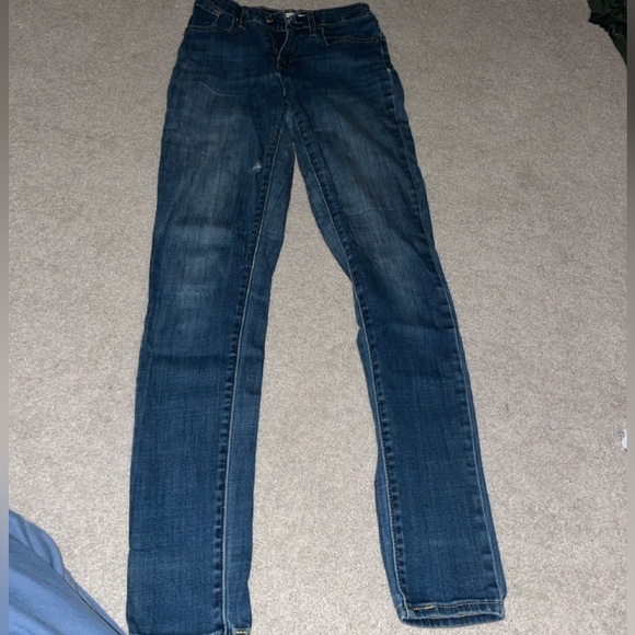 Levi’s 721 High Rise Skinny Jeans - Picture 4 of 4